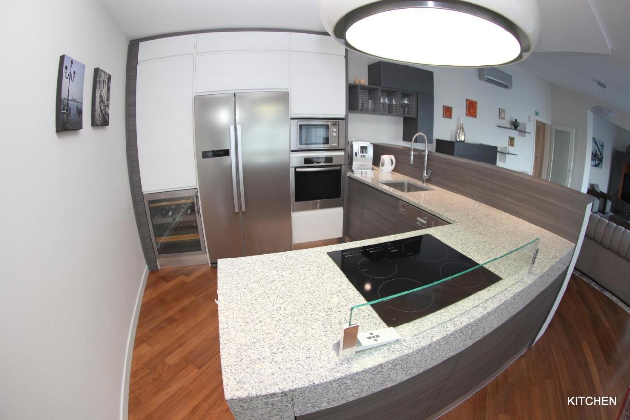 Luxury Marina View Apartment Izola Extérieur photo