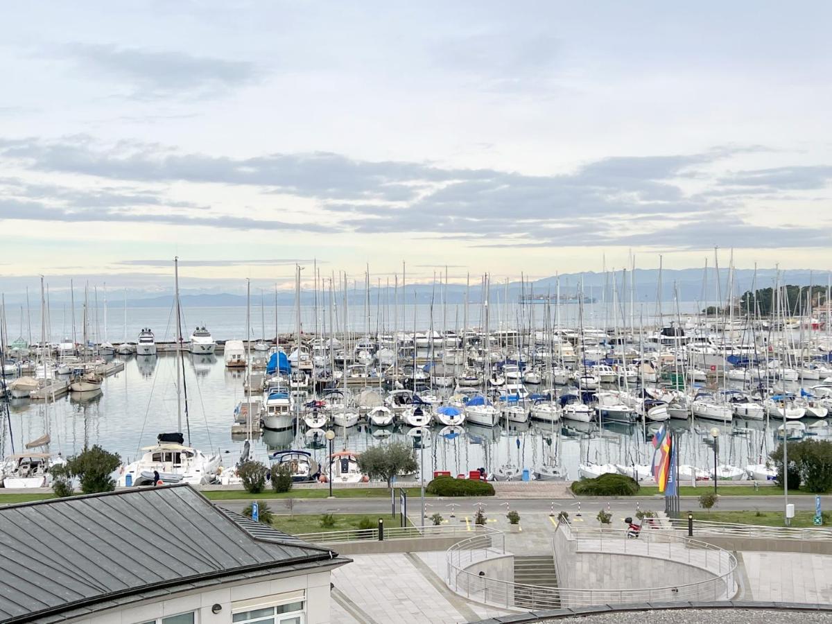 Luxury Marina View Apartment Izola Extérieur photo