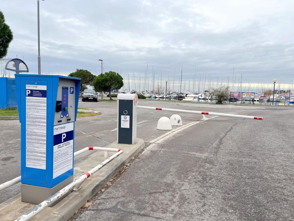 Luxury Marina View Apartment Izola Extérieur photo
